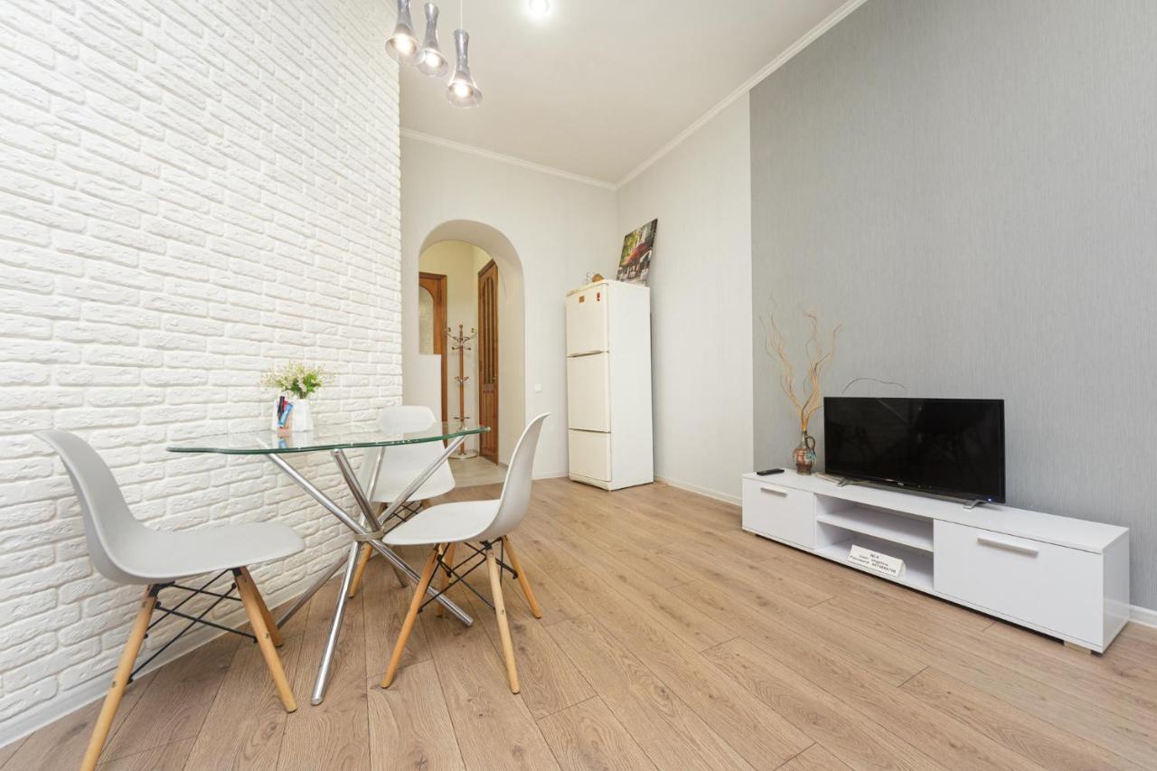Apartment Zhukovskogo 17 Odessa Extérieur photo