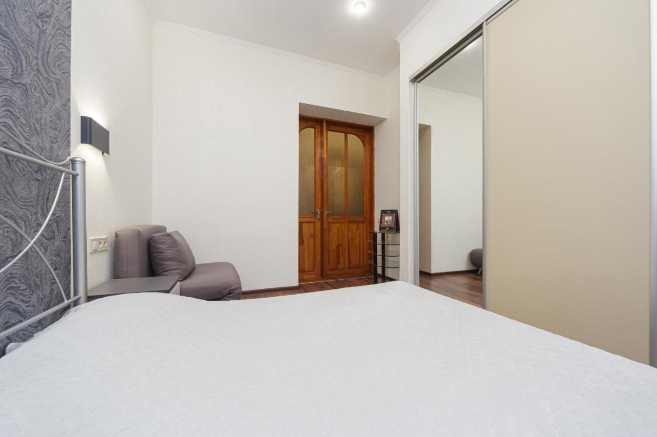 Apartment Zhukovskogo 17 Odessa Extérieur photo